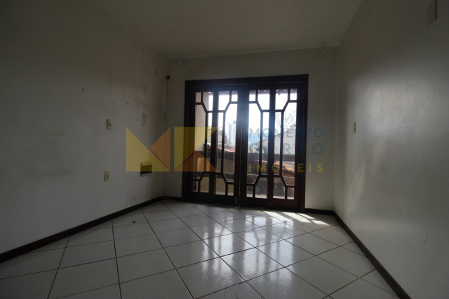 Imagem Casa com 7 Quartos à Venda, 140 m² em água Verde - Blumenau Imagem Casa com 7 Quartos à Venda, 140 m² em água Verde - Blumenau