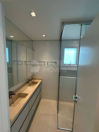 Imagem Apartamento com 4 Quartos à Venda, 133 m² em Centro - Balneário Camboriú Imagem Apartamento com 4 Quartos à Venda, 133 m² em Centro - Balneário Camboriú
