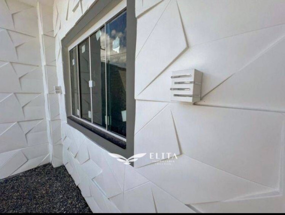 Imagem Casa com 2 Quartos à Venda, 89 m² em Balneário Piçarras Imagem Casa com 2 Quartos à Venda, 89 m² em Balneário Piçarras