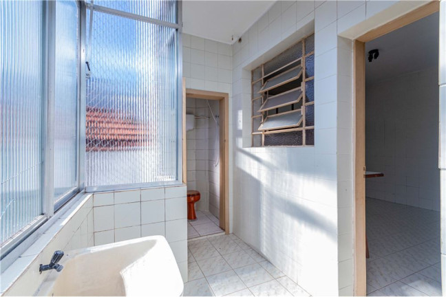 Imagem Imóvel com 2 Quartos à Venda, em Rio Branco - Porto Alegre Imagem Imóvel com 2 Quartos à Venda, em Rio Branco - Porto Alegre