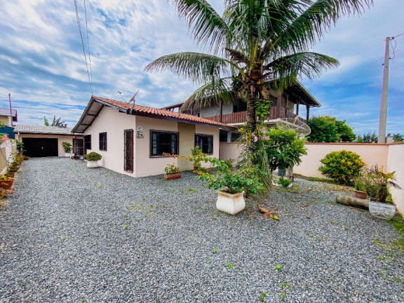 Imagem Casa com 3 Quartos à Venda, 360 m² em Centro - Balneário Barra Do Sul