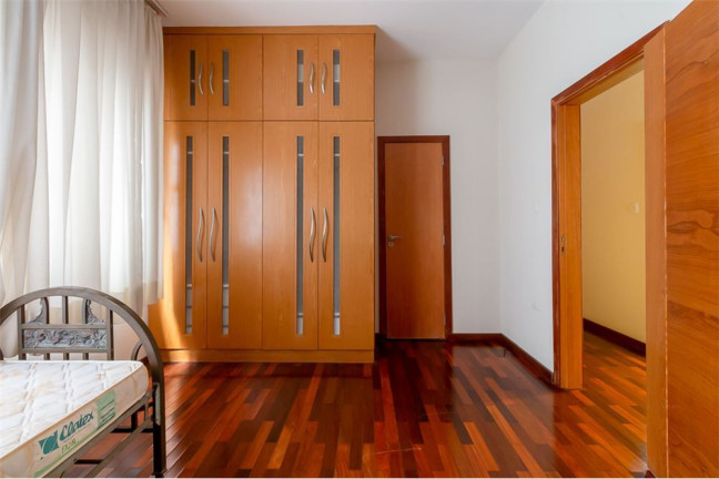 Imagem Imóvel com 3 Quartos à Venda, em Higienópolis - São Paulo Imagem Imóvel com 3 Quartos à Venda, em Higienópolis - São Paulo