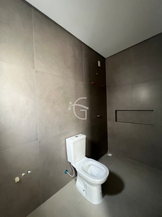 Imagem Casa com 3 Quartos à Venda, 160 m² em Saguaçu - Joinville Imagem Casa com 3 Quartos à Venda, 160 m² em Saguaçu - Joinville