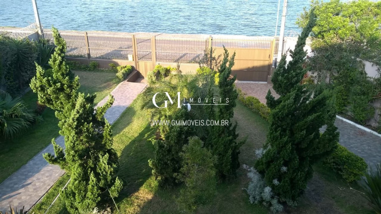 Imagem Casa com 3 Quartos à Venda, 243 m² em Centro - Torres Imagem Casa com 3 Quartos à Venda, 243 m² em Centro - Torres