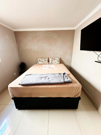 Imagem Casa com 4 Quartos à Venda, 200 m² em Guará I - Brasília