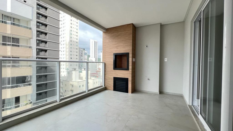 Imagem Apartamento com 3 Quartos à Venda, 130 m² em Pioneiros - Balneário Camboriú Imagem Apartamento com 3 Quartos à Venda, 130 m² em Pioneiros - Balneário Camboriú