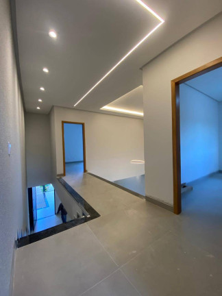 Imagem Casa com 3 Quartos à Venda, 183 m² em Jardim Presidente - Goiânia Imagem Casa com 3 Quartos à Venda, 183 m² em Jardim Presidente - Goiânia