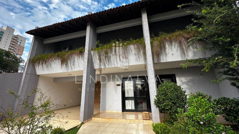 Imagem Casa com 4 Quartos à Venda, 358 m² em Polo Centro - Foz Do Iguacu Imagem Casa com 4 Quartos à Venda, 358 m² em Polo Centro - Foz Do Iguacu