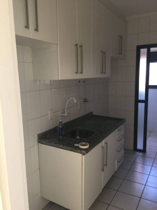Imagem Apartamento com 2 Quartos à Venda, 60 m² em Jardim Tupanci - Barueri