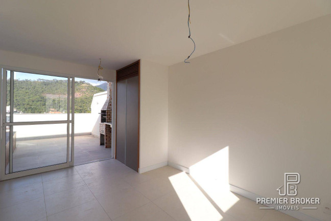 Imagem Cobertura com 3 Quartos à Venda, 138 m² em Alto - Teresópolis
