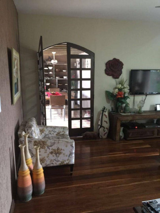Imagem Casa com 4 Quartos à Venda, 185 m² em Jardim Suíça - Volta Redonda Imagem Casa com 4 Quartos à Venda, 185 m² em Jardim Suíça - Volta Redonda