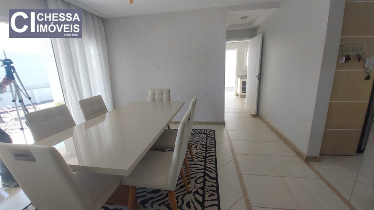 Imagem Sobrado com 3 Quartos à Venda, 527 m² em Cabeçudas - Itajaí