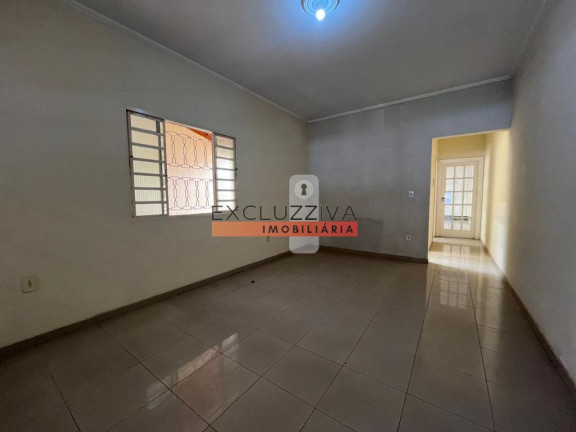 Imagem Sobrado com 3 Quartos à Venda, 175 m² em Residencial Vila Velha - Taubaté