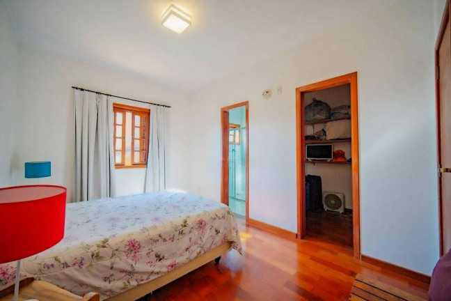 Imagem Casa com 5 Quartos à Venda, 440 m² em Parque Das Artes - Embu Das Artes Imagem Casa com 5 Quartos à Venda, 440 m² em Parque Das Artes - Embu Das Artes