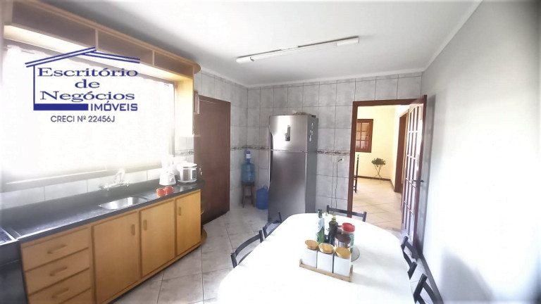 Imagem Casa com 4 Quartos à Venda, 260 m² em Vila Nova - Porto Alegre