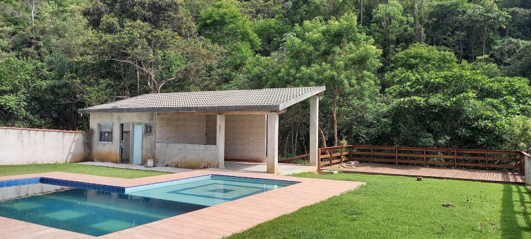 Imagem Chácara com 3 Quartos à Venda, 360 m² em Vila São Geraldo - São José Dos Campos