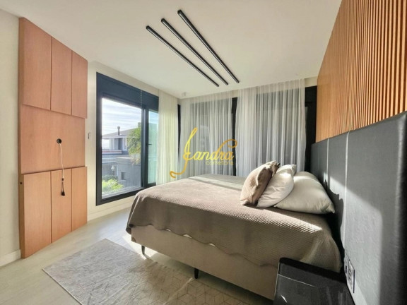 Imagem Casa de Condomínio com 4 Quartos à Venda, 282 m² em Atlantida Sul - Osorio