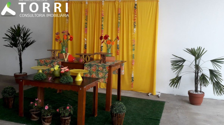 Imagem Imóvel com 2 Quartos à Venda, 200 m² em Centro - Araçoiaba Da Serra Imagem Imóvel com 2 Quartos à Venda, 200 m² em Centro - Araçoiaba Da Serra