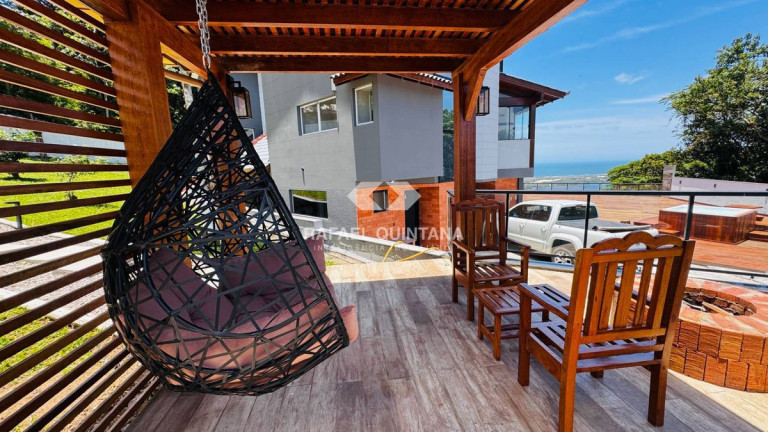 Imagem Casa com 4 Quartos à Venda, 470 m² em Lagoa Da Conceição - Florianópolis Imagem Casa com 4 Quartos à Venda, 470 m² em Lagoa Da Conceição - Florianópolis