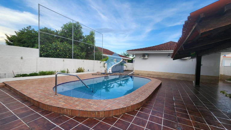 Imagem Casa com 4 Quartos para Alugar, 377 m² em Parque 10 De Novembro - Manaus Imagem Casa com 4 Quartos para Alugar, 377 m² em Parque 10 De Novembro - Manaus