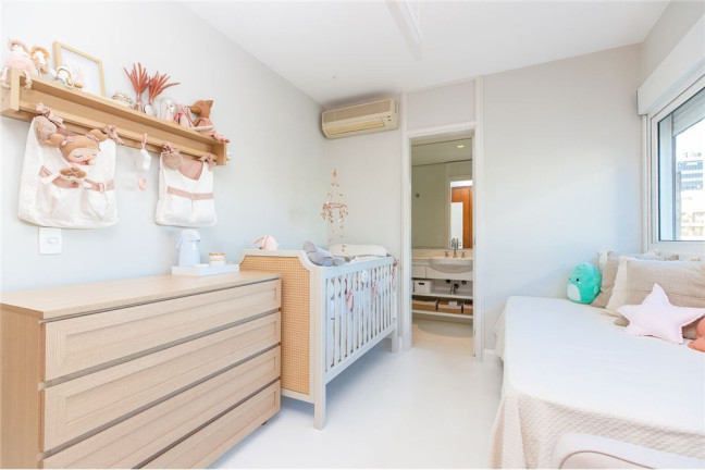 Imagem Apartamento com 2 Quartos à Venda, 117 m² em Itaim Bibi - São Paulo