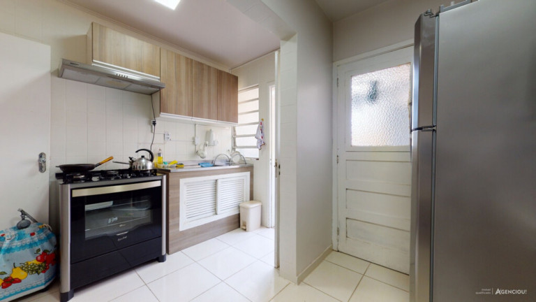 Imagem Imóvel com 2 Quartos à Venda, 69 m² em Floresta - Porto Alegre Imagem Imóvel com 2 Quartos à Venda, 69 m² em Floresta - Porto Alegre