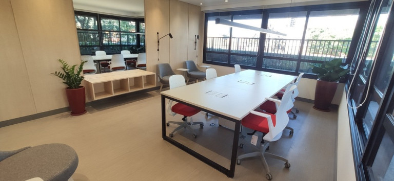 Imagem Apartamento com 2 Quartos à Venda, 68 m² em Campo Belo - São Paulo
