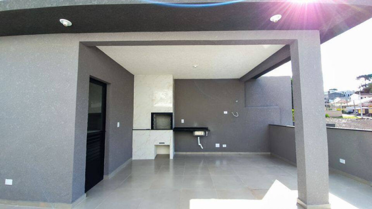 Imagem Casa com 3 Quartos à Venda, 163 m² em Uberaba - Curitiba