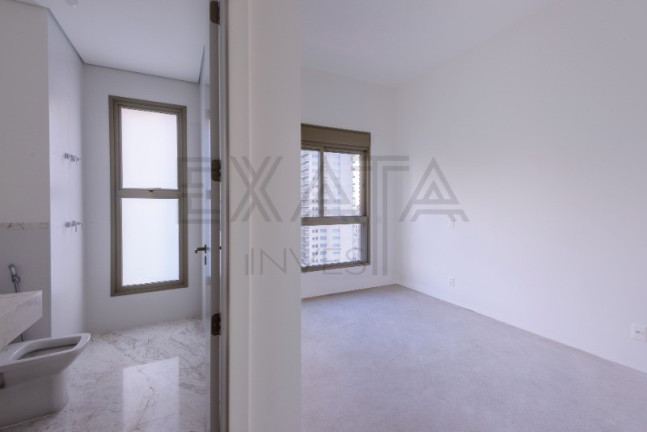 Imagem Imóvel com 4 Quartos à Venda, 2.944 m² em Ibirapuera - São Paulo Imagem Imóvel com 4 Quartos à Venda, 2.944 m² em Ibirapuera - São Paulo