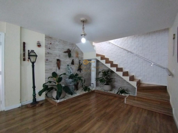 Imagem Casa com 3 Quartos à Venda, 141 m² em Albuquerque - Teresópolis Imagem Casa com 3 Quartos à Venda, 141 m² em Albuquerque - Teresópolis