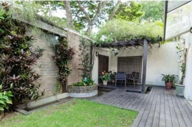 Imagem Casa com 3 Quartos à Venda, 345 m² em Campo Belo - São Paulo Imagem Casa com 3 Quartos à Venda, 345 m² em Campo Belo - São Paulo