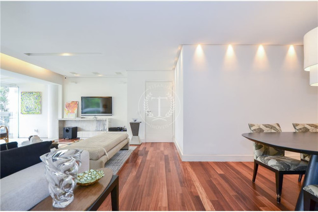 Imagem Cobertura com 3 Quartos à Venda, 270 m² em Vila Andrade - São Paulo