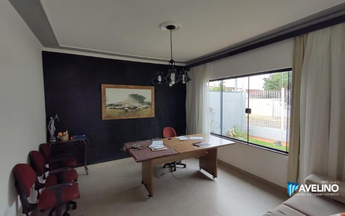 Imagem Casa com 3 Quartos à Venda, 550 m² em Vila Planalto - Campo Grande Imagem Casa com 3 Quartos à Venda, 550 m² em Vila Planalto - Campo Grande