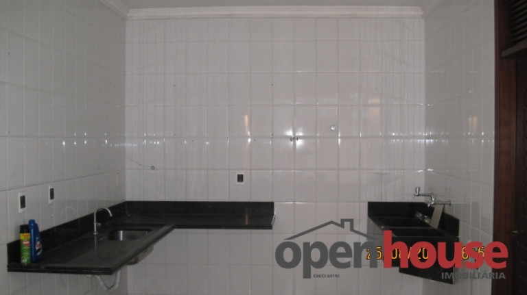 Imagem Casa com 4 Quartos à Venda, 420 m² em Tirol - Natal Imagem Casa com 4 Quartos à Venda, 420 m² em Tirol - Natal