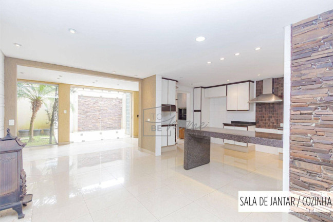 Imagem Casa com 3 Quartos à Venda, 258 m² em Boa Vista - Curitiba