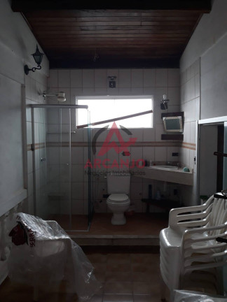 Imagem Casa com 7 Quartos à Venda, 540 m² em Centro - Ubatuba Imagem Casa com 7 Quartos à Venda, 540 m² em Centro - Ubatuba