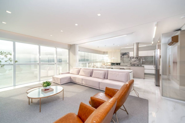 Apartamento com 4 Quartos à Venda, 198 m² em Meia Praia - Itapema