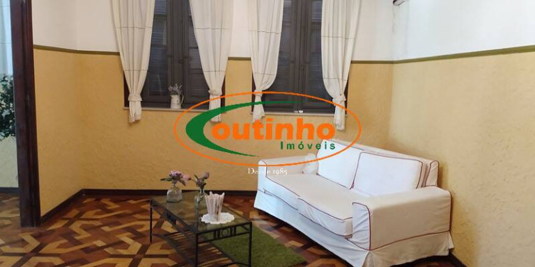Imagem Casa com 5 Quartos à Venda, 795 m² em Grajaú - Rio De Janeiro Imagem Casa com 5 Quartos à Venda, 795 m² em Grajaú - Rio De Janeiro