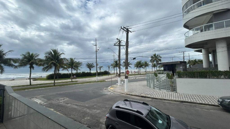 Apartamento com 2 Quartos à Venda, 61 m² em Caicara - Praia Grande