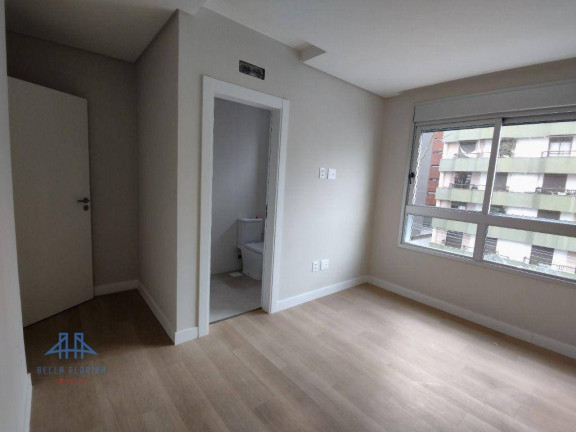 Imagem Apartamento com 2 Quartos à Venda, 74 m² em Centro - Florianópolis