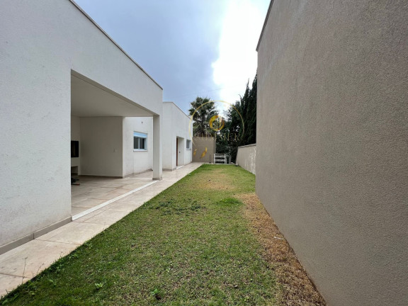 Imagem Casa com 3 Quartos à Venda, 250 m² em Jardim Imperial - Arujá