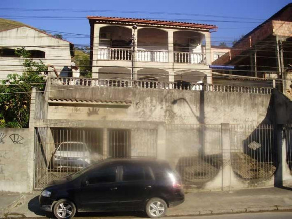 Casa à Venda, 329 m² em Engenho Pequeno - São Gonçalo