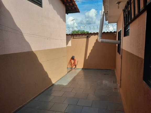 Imagem Casa com 3 Quartos à Venda, 207 m² em Ribeirão Preto