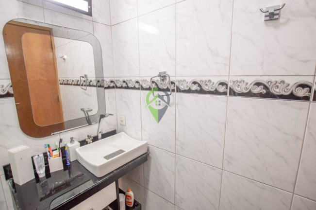 Imagem Casa com 4 Quartos à Venda, 150 m² em Campo Grande - Santos Imagem Casa com 4 Quartos à Venda, 150 m² em Campo Grande - Santos