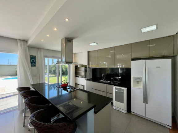 Imagem Casa com 4 Quartos à Venda, 267 m² em Condominio Green Village - Xangri-lá Imagem Casa com 4 Quartos à Venda, 267 m² em Condominio Green Village - Xangri-lá