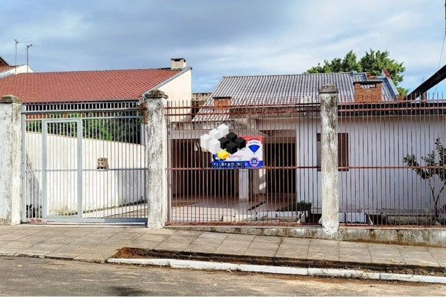 Imagem Casa com 3 Quartos à Venda, 193 m² em São José - Canoas Imagem Casa com 3 Quartos à Venda, 193 m² em São José - Canoas