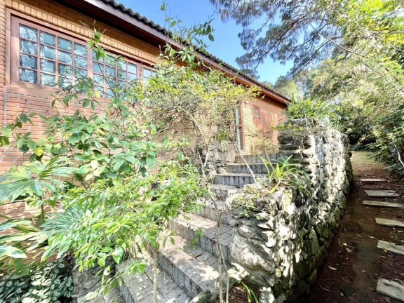 Imagem Casa com 5 Quartos à Venda, em Vila Santo Antonio - Cotia Imagem Casa com 5 Quartos à Venda, em Vila Santo Antonio - Cotia