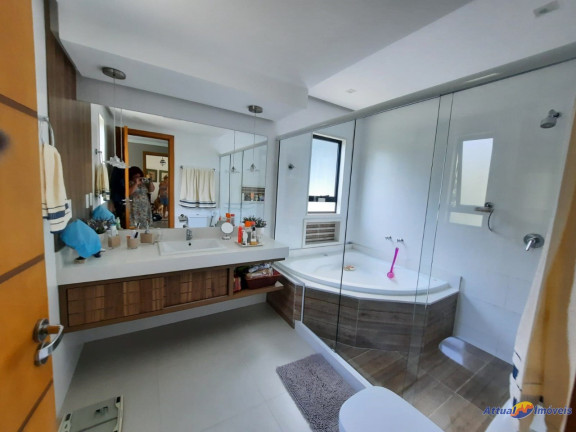Imagem Casa com 3 Quartos à Venda, 171 m² em Vargem Grande - Teresópolis Imagem Casa com 3 Quartos à Venda, 171 m² em Vargem Grande - Teresópolis