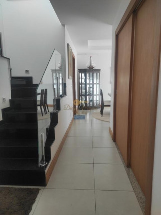 Imagem Casa com 5 Quartos à Venda, 651 m² em Prata - Teresópolis Imagem Casa com 5 Quartos à Venda, 651 m² em Prata - Teresópolis
