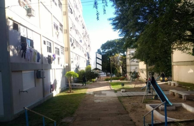 Imagem Apartamento com 2 Quartos à Venda,  em Patronato - Santa Maria